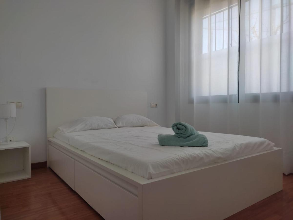 Ap4Us B1 - Apartment For Us - Sightseeing & Beach Near To Barcelona バダロナ エクステリア 写真